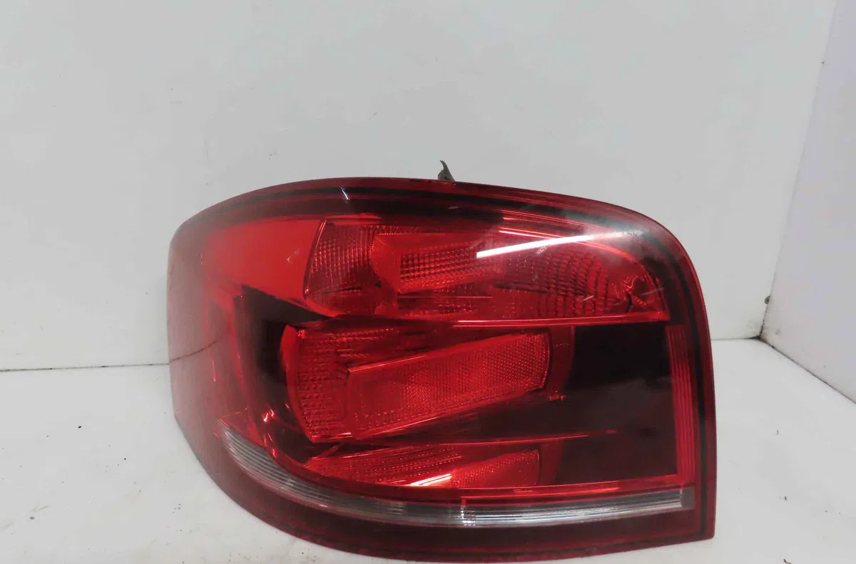 Catadioptre arg AUDI A3 II occasion — photo 3