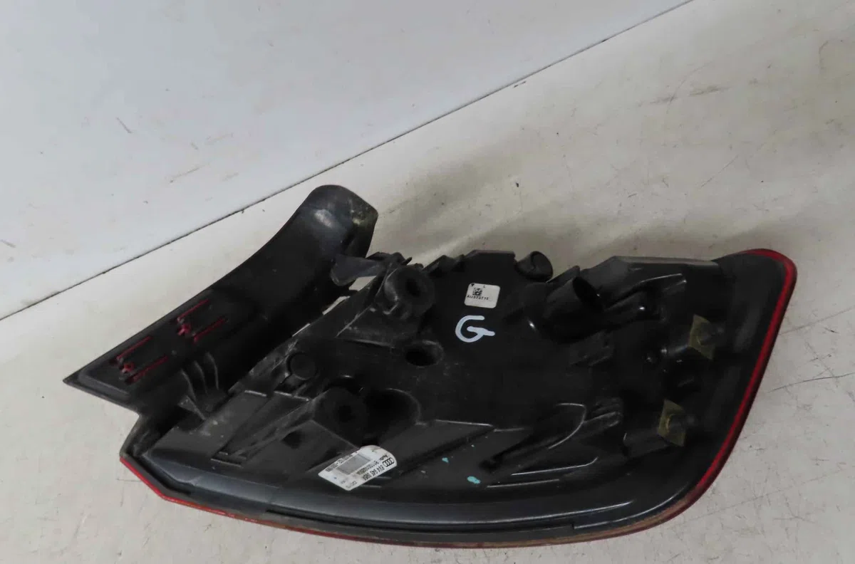 Catadioptre arg AUDI A3 III occasion — photo 2
