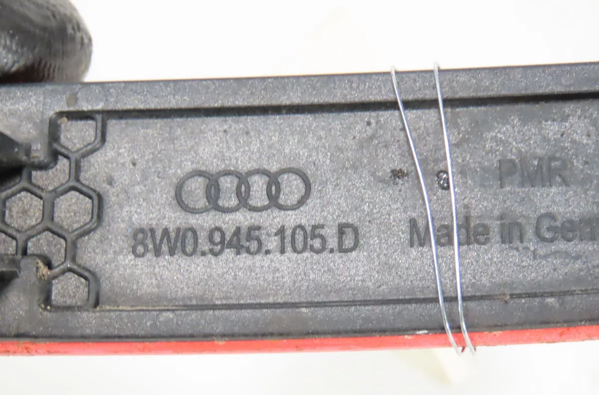 Catadioptre arg Audi A4 B9 (8W2, 8WC) 1.4 tfsi (2015-2019) occasion