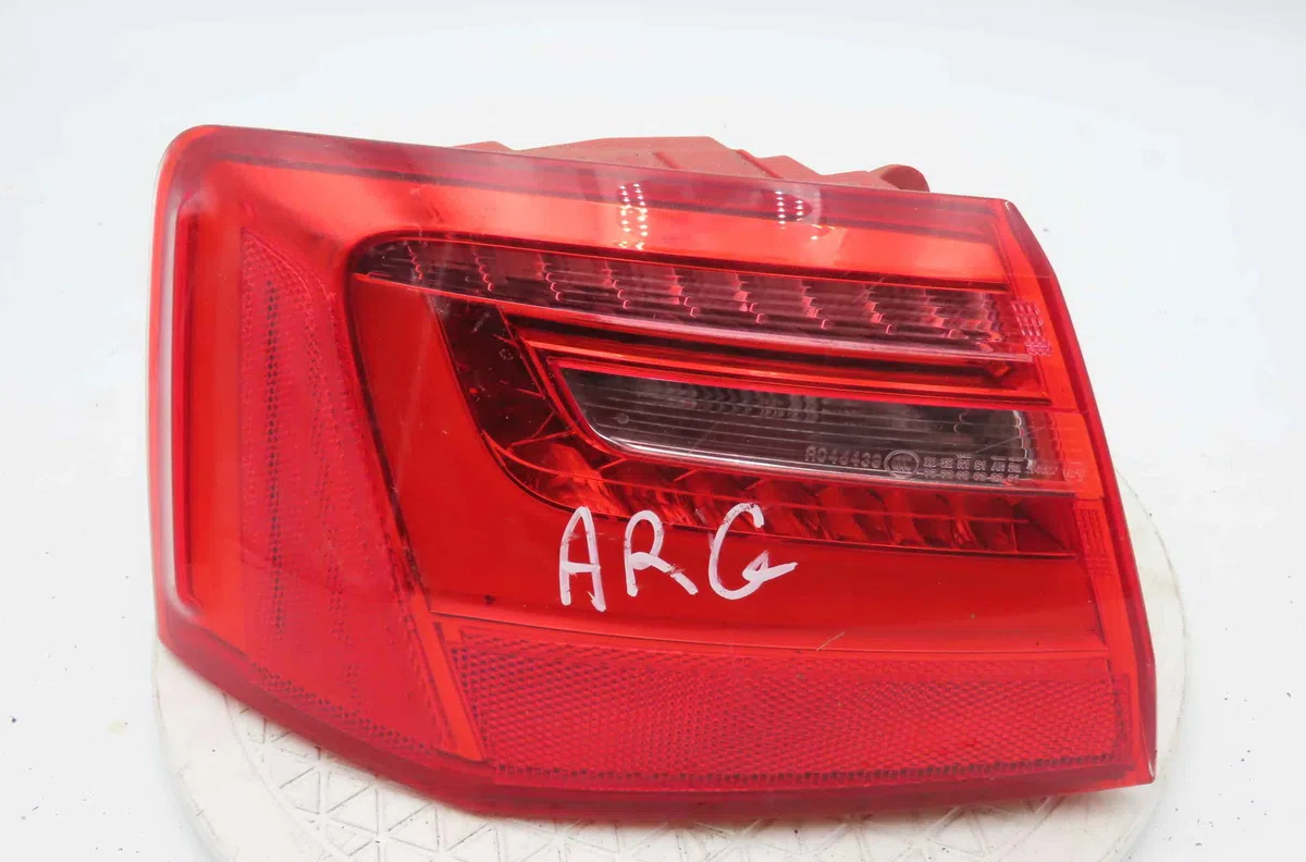 Catadioptre arg AUDI A6 IV occasion