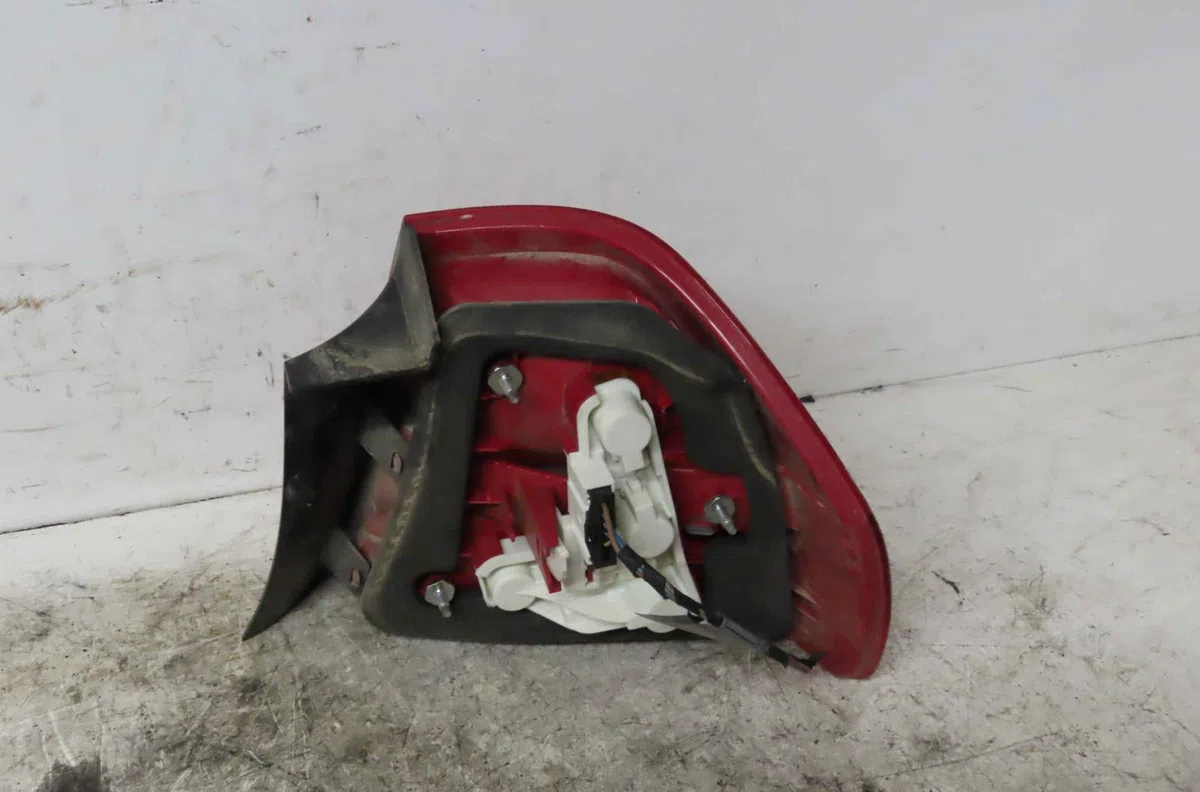 Catadioptre arg B.M.W. SERIE 3 V occasion — photo 2