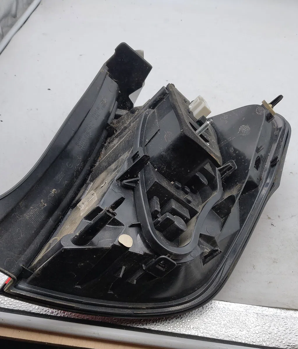 Catadioptre arg CITROEN C3 II occasion — photo 2
