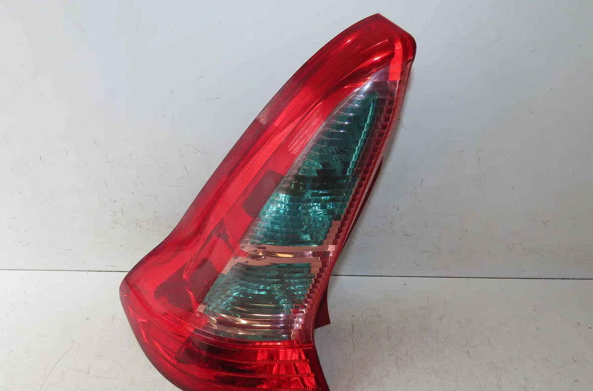 Catadioptre arg CITROEN C4 I occasion — photo 2