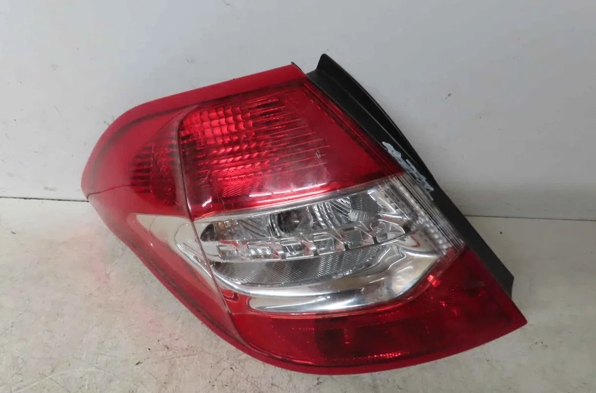 Catadioptre arg CITROEN C4 II occasion — photo 4