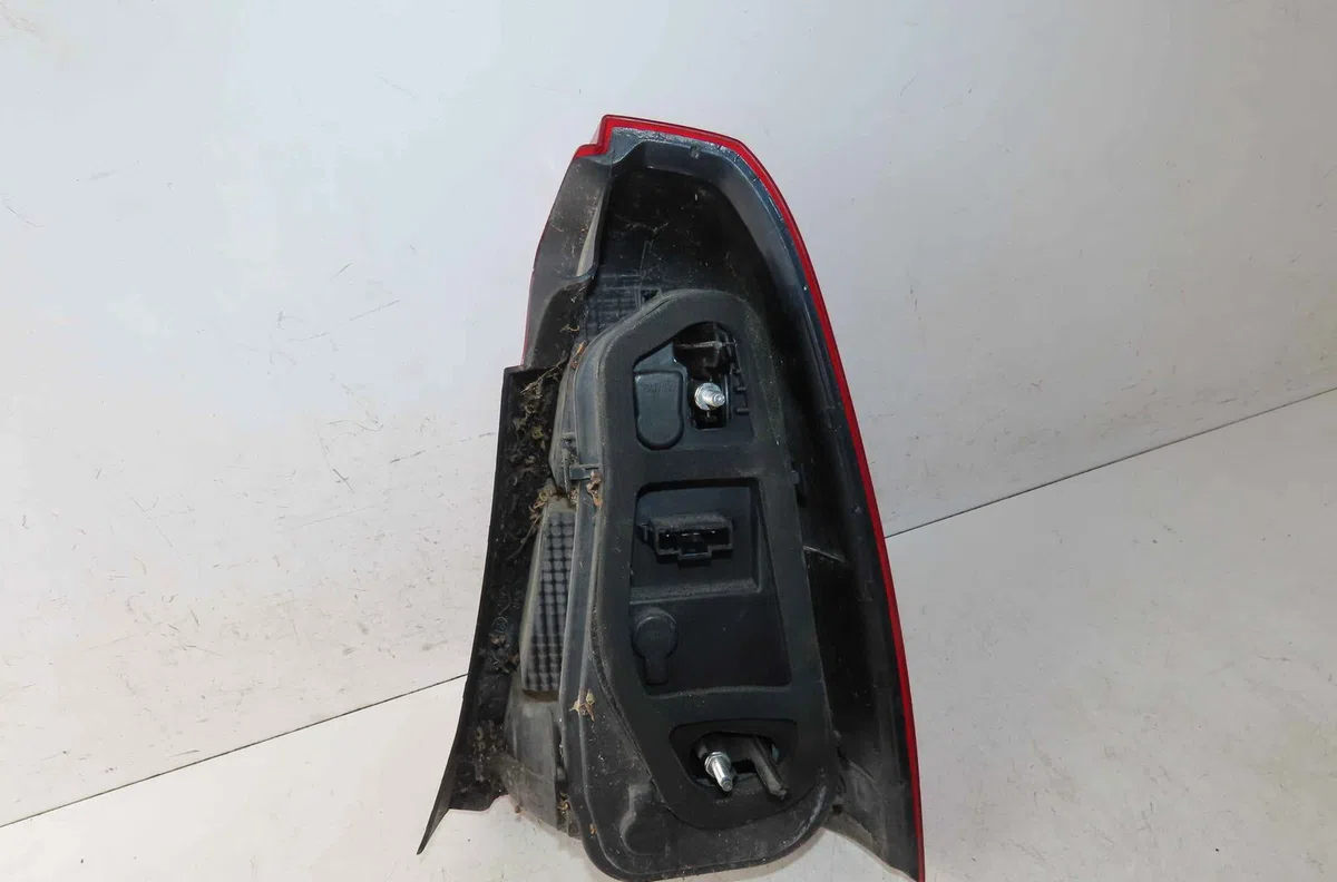 Catadioptre arg DACIA LOGAN I occasion — photo 2