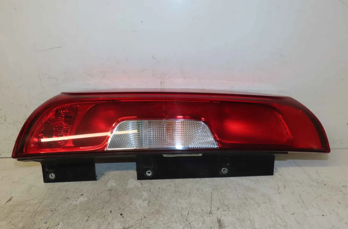 Catadioptre arg FIAT DOBLO II occasion — photo 2