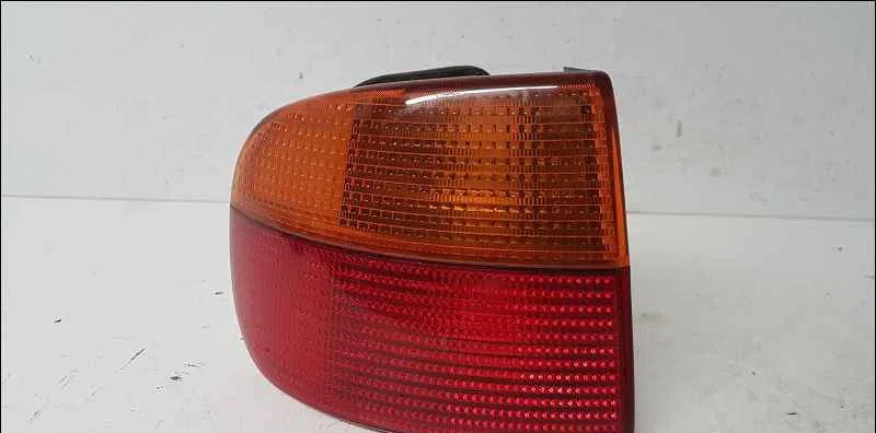 Catadioptre arg FIAT PUNTO I occasion