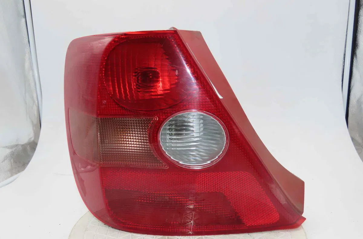 Catadioptre arg HONDA CIVIC VI occasion — photo 2