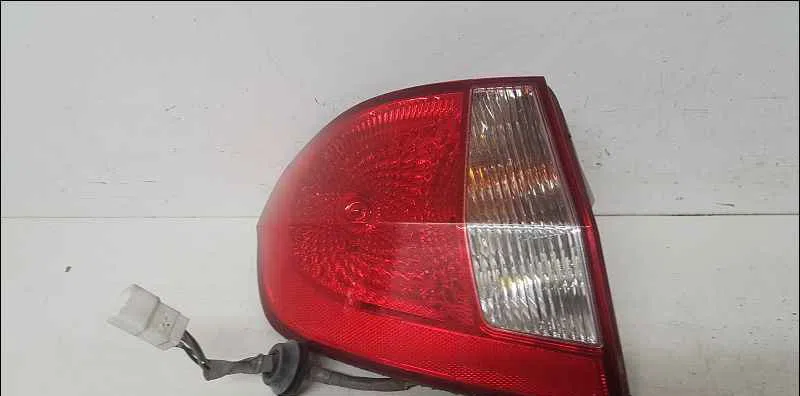 Catadioptre arg HYUNDAI GETZ occasion — photo 2