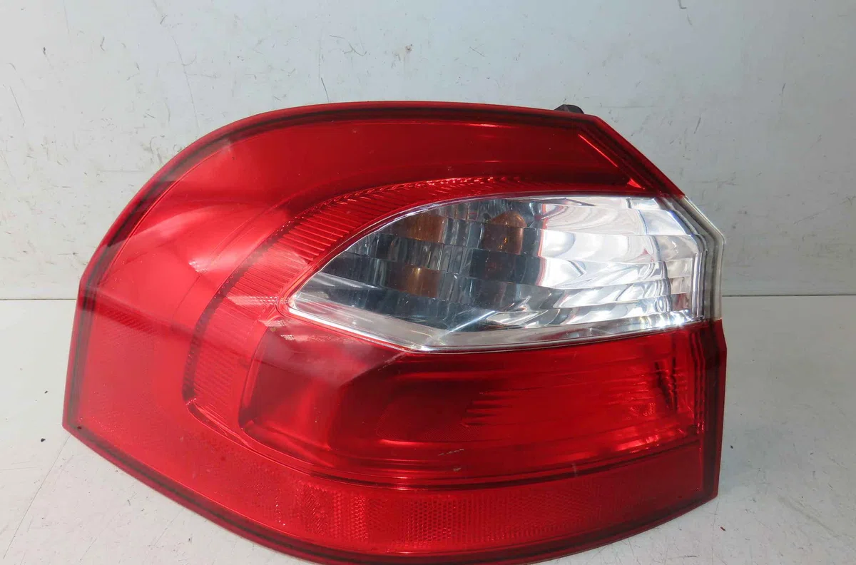 Catadioptre arg KIA RIO III occasion — photo 3