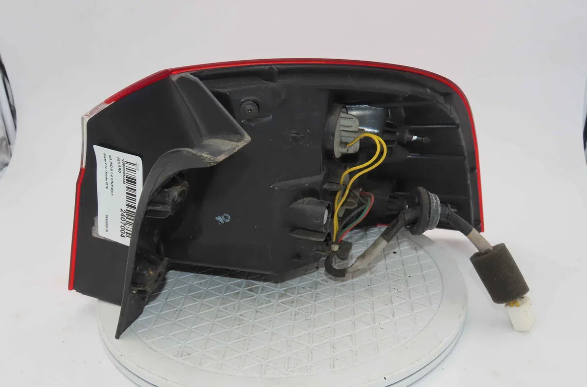 Catadioptre arg KIA RIO III occasion — photo 3