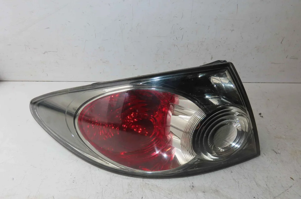 Catadioptre arg MAZDA 6 I occasion