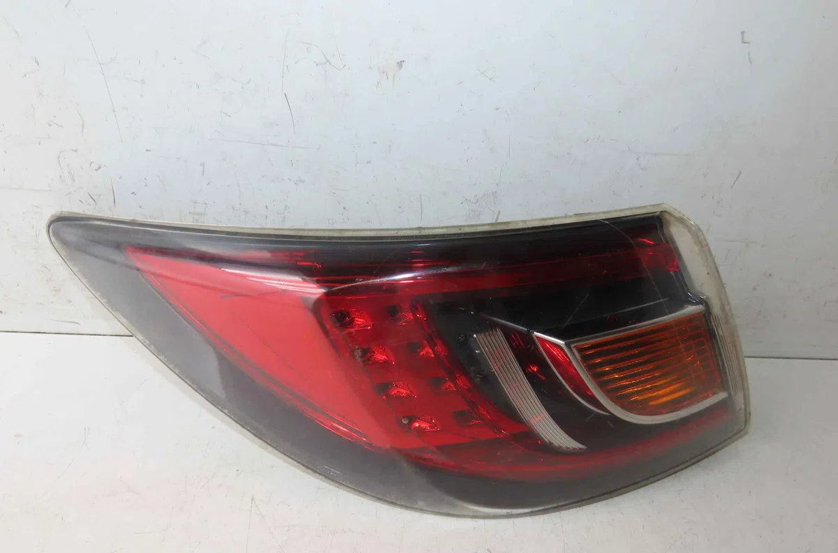 Catadioptre arg MAZDA 6 II occasion — photo 4