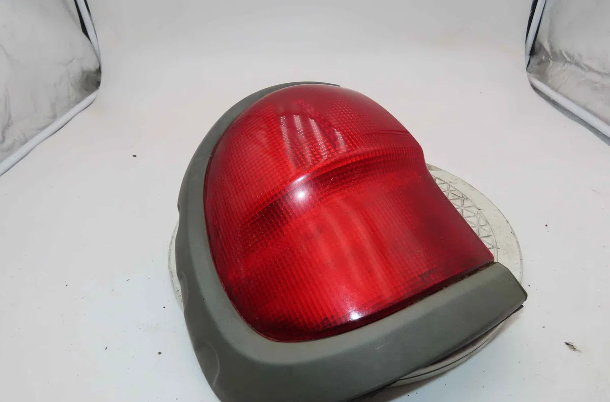 Catadioptre arg NISSAN TERRANO II occasion — photo 2