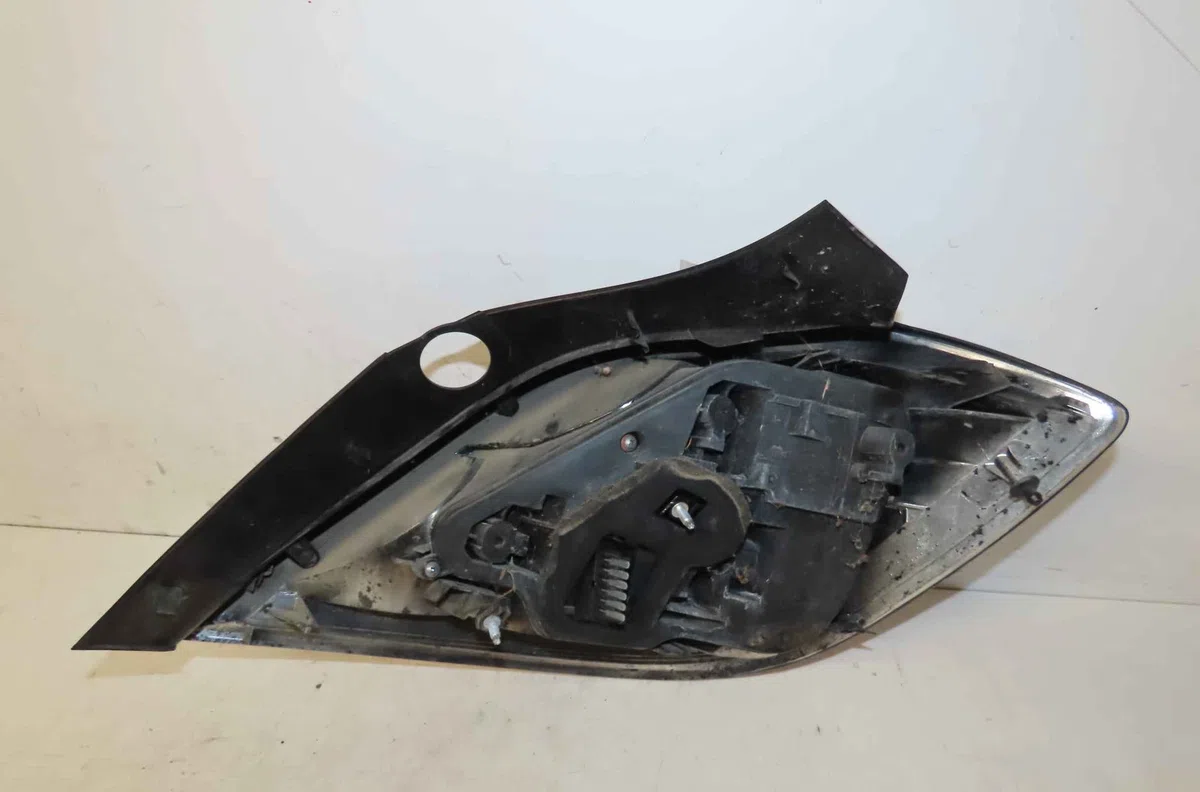 Catadioptre arg OPEL ASTRA III occasion — photo 3