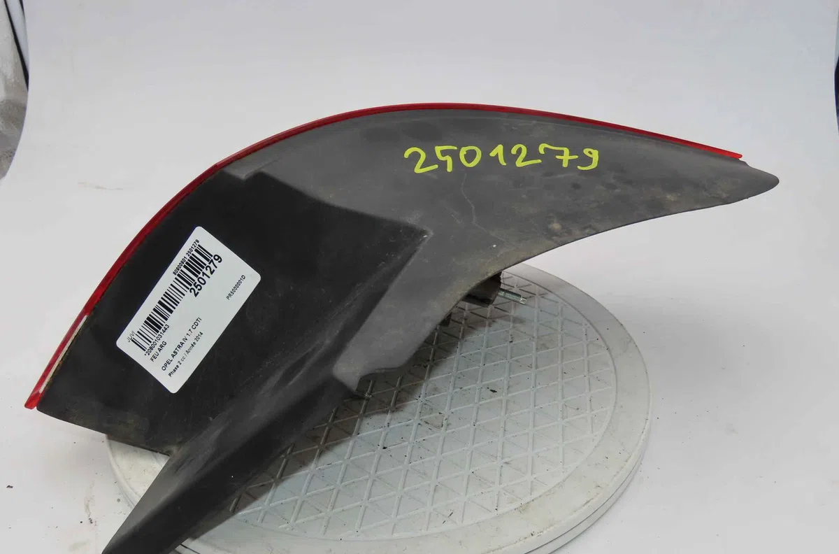 Catadioptre arg OPEL ASTRA IV occasion — photo 3