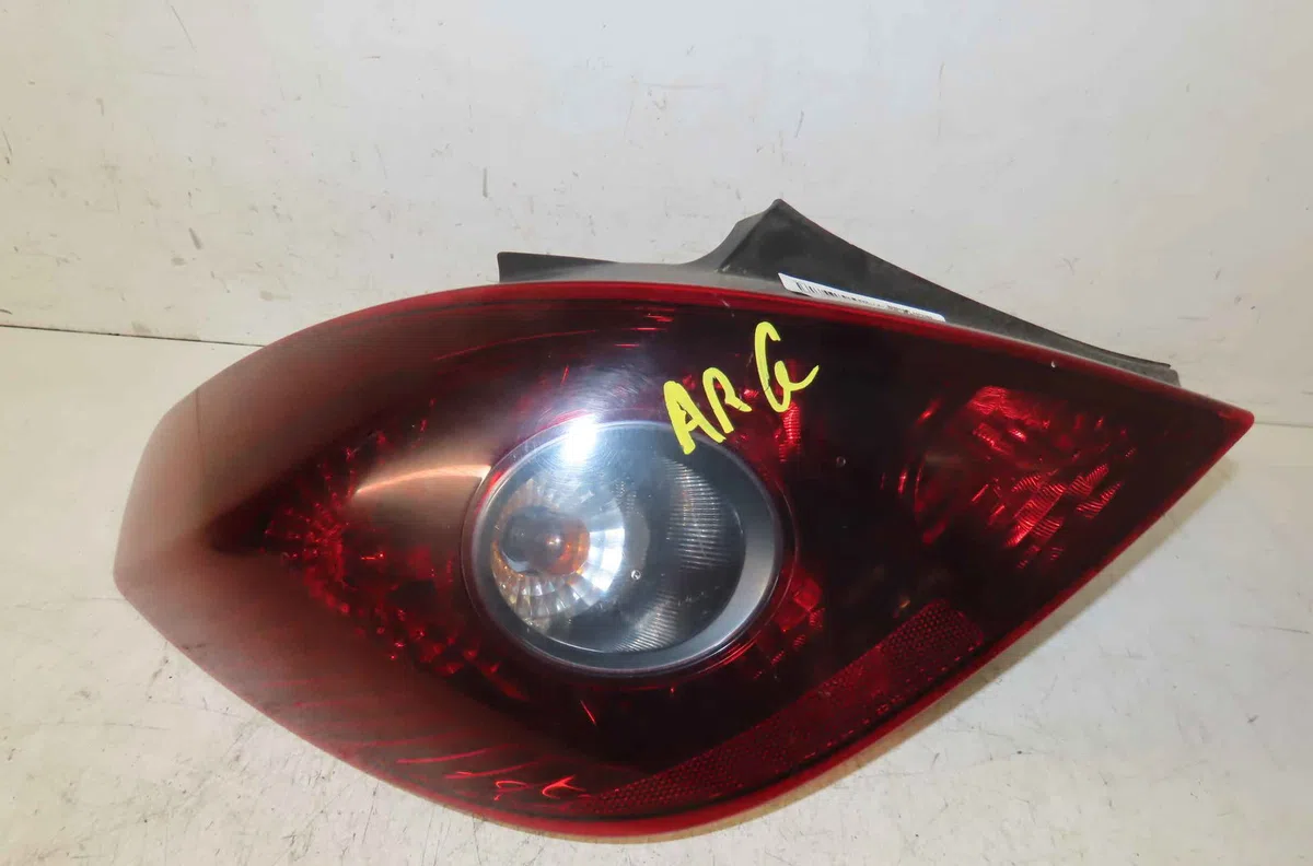Catadioptre arg OPEL CORSA IV occasion — photo 2