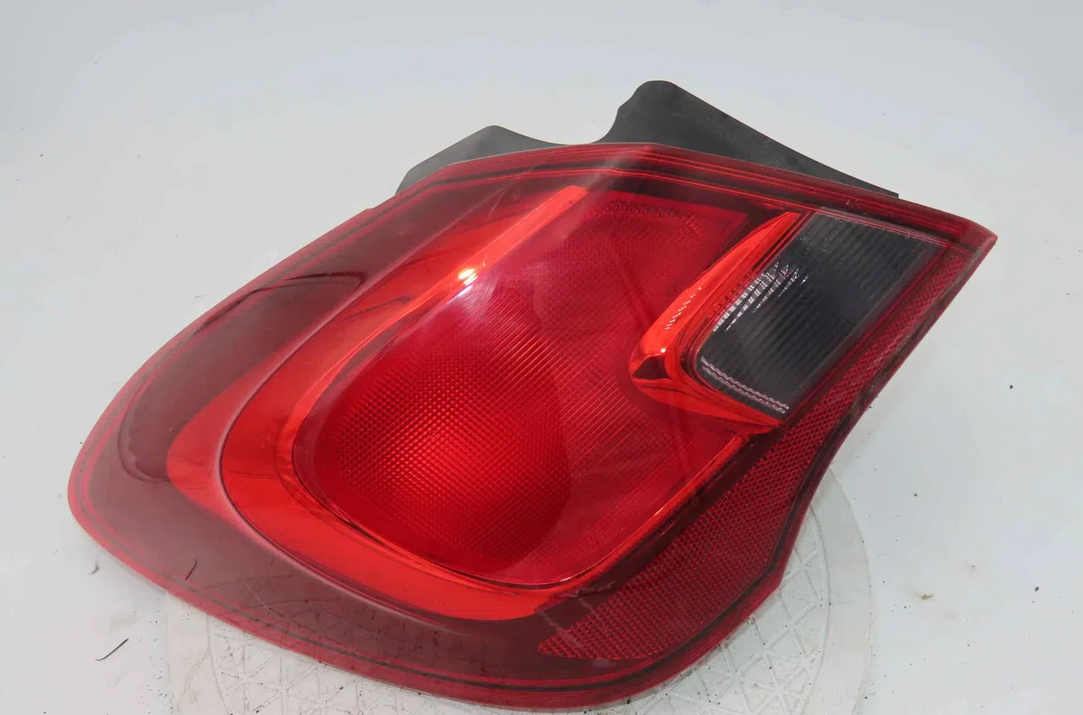 Catadioptre arg OPEL CORSA V occasion