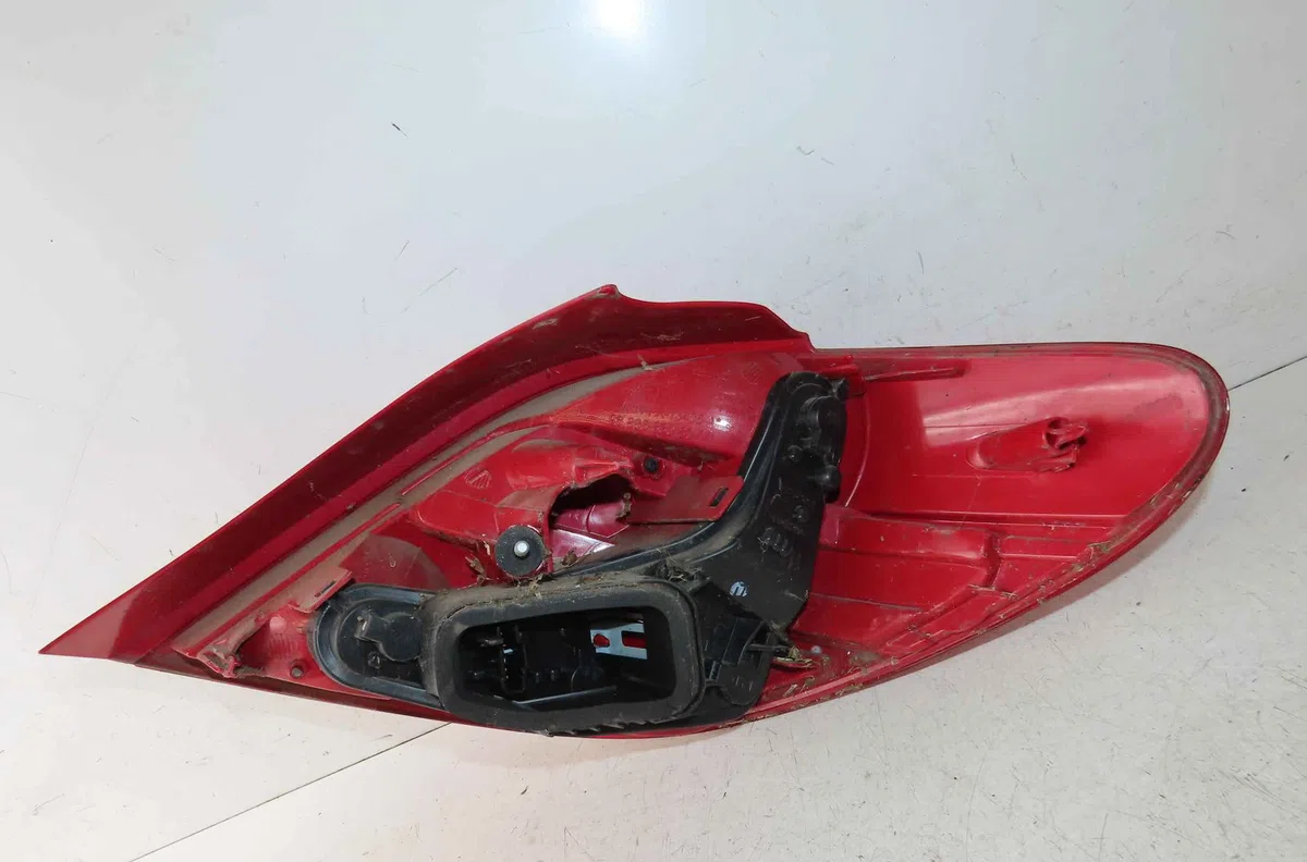 Catadioptre arg PEUGEOT 207 occasion — photo 2