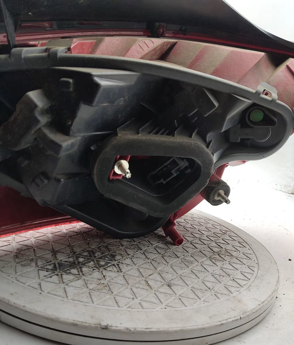 Catadioptre arg PEUGEOT 308 I occasion — photo 2
