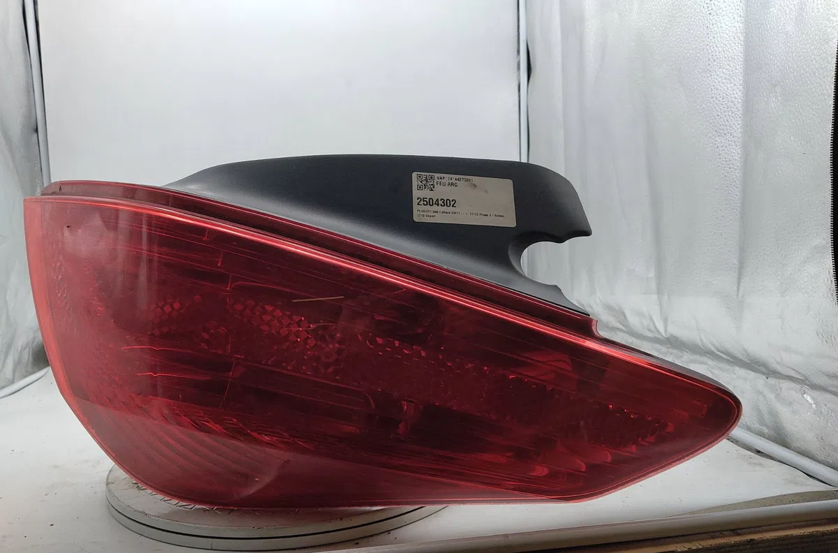 Catadioptre arg PEUGEOT 308 I occasion — photo 4