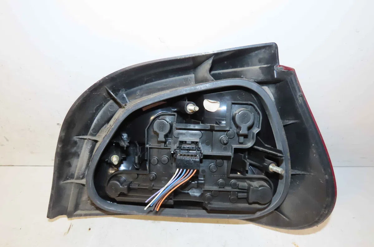 Catadioptre arg RENAULT MEGANE  I occasion — photo 3