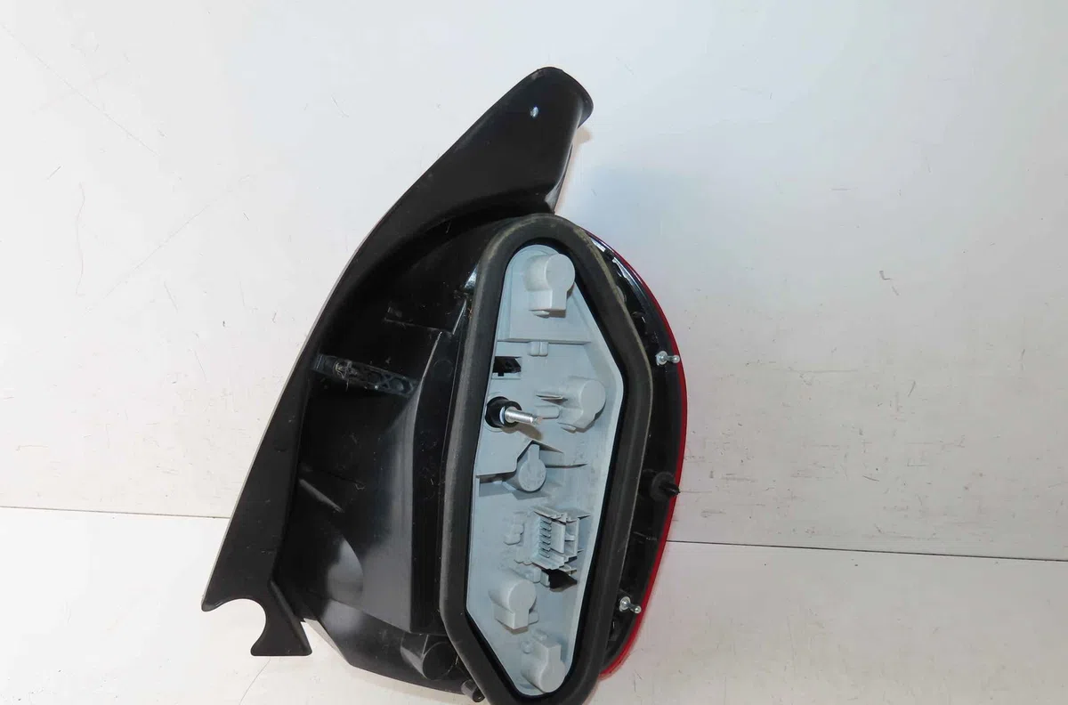 Catadioptre arg RENAULT MODUS occasion — photo 2