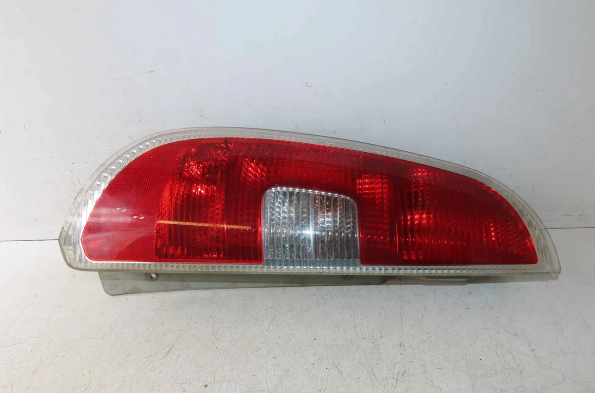 Catadioptre arg SKODA ROOMSTER occasion — photo 4