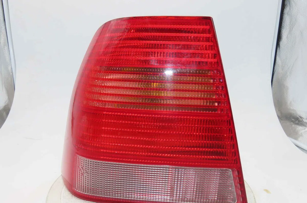 Catadioptre arg VOLKSWAGEN BORA occasion — photo 4