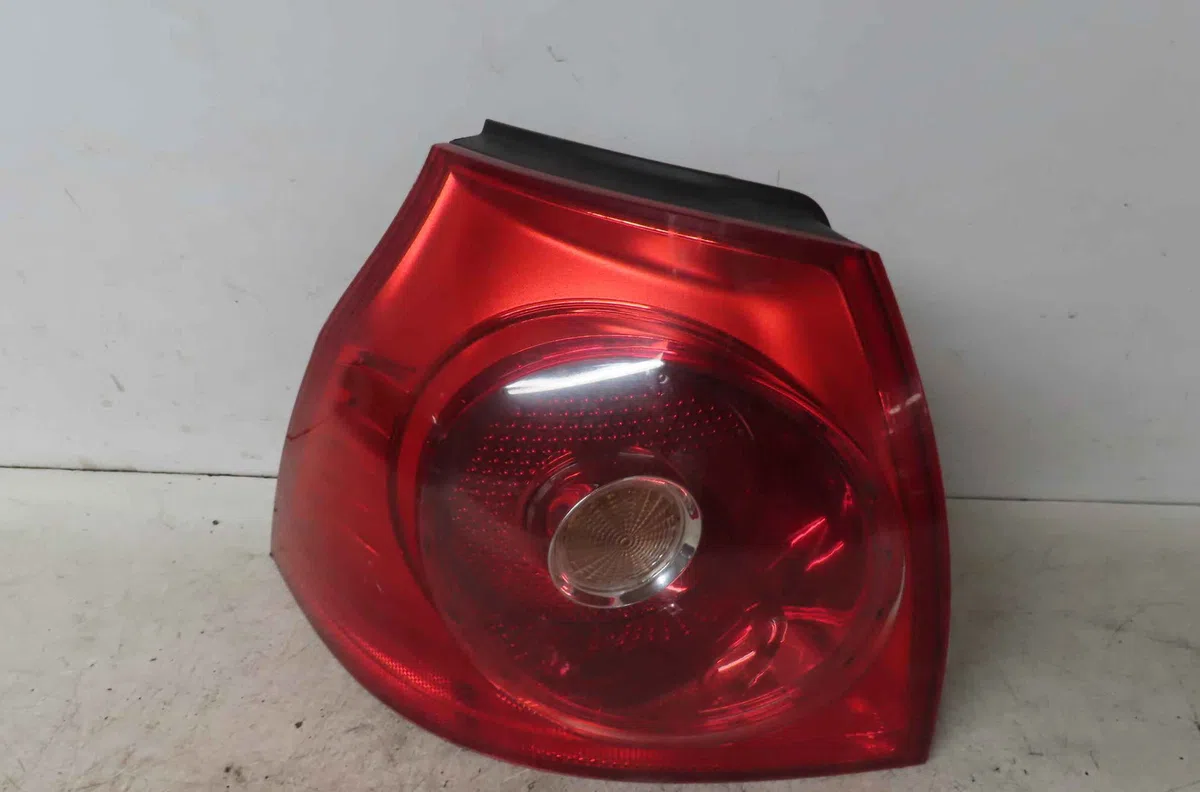 Catadioptre arg VOLKSWAGEN GOLF V occasion — photo 4