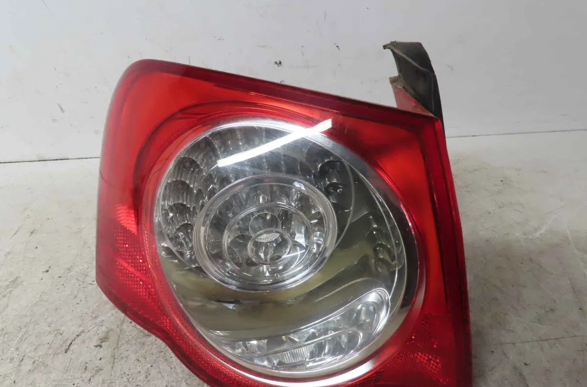 Catadioptre arg VOLKSWAGEN PASSAT V occasion — photo 2