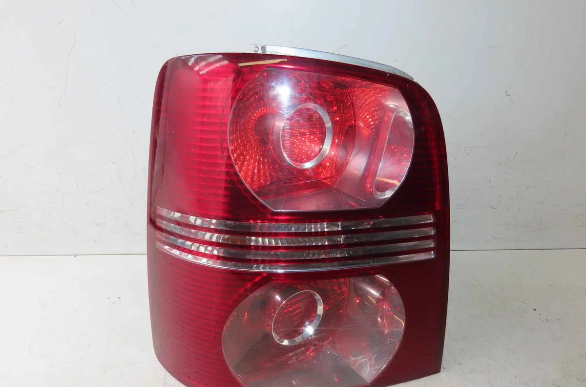 Catadioptre arg VOLKSWAGEN TOURAN I occasion — photo 4