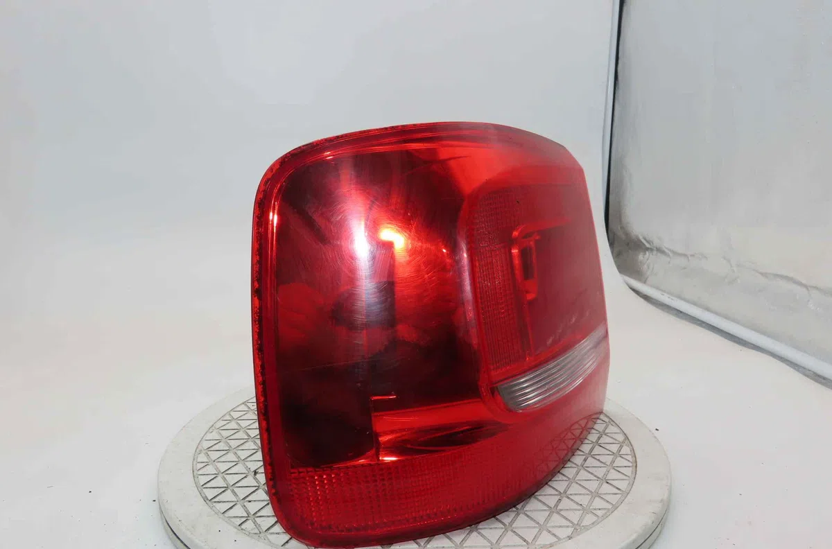 Catadioptre arg VOLKSWAGEN TOURAN II occasion — photo 2