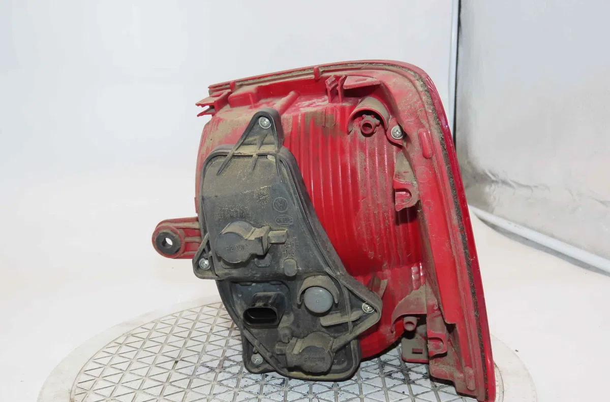 Catadioptre arg VOLKSWAGEN TOURAN II occasion — photo 3