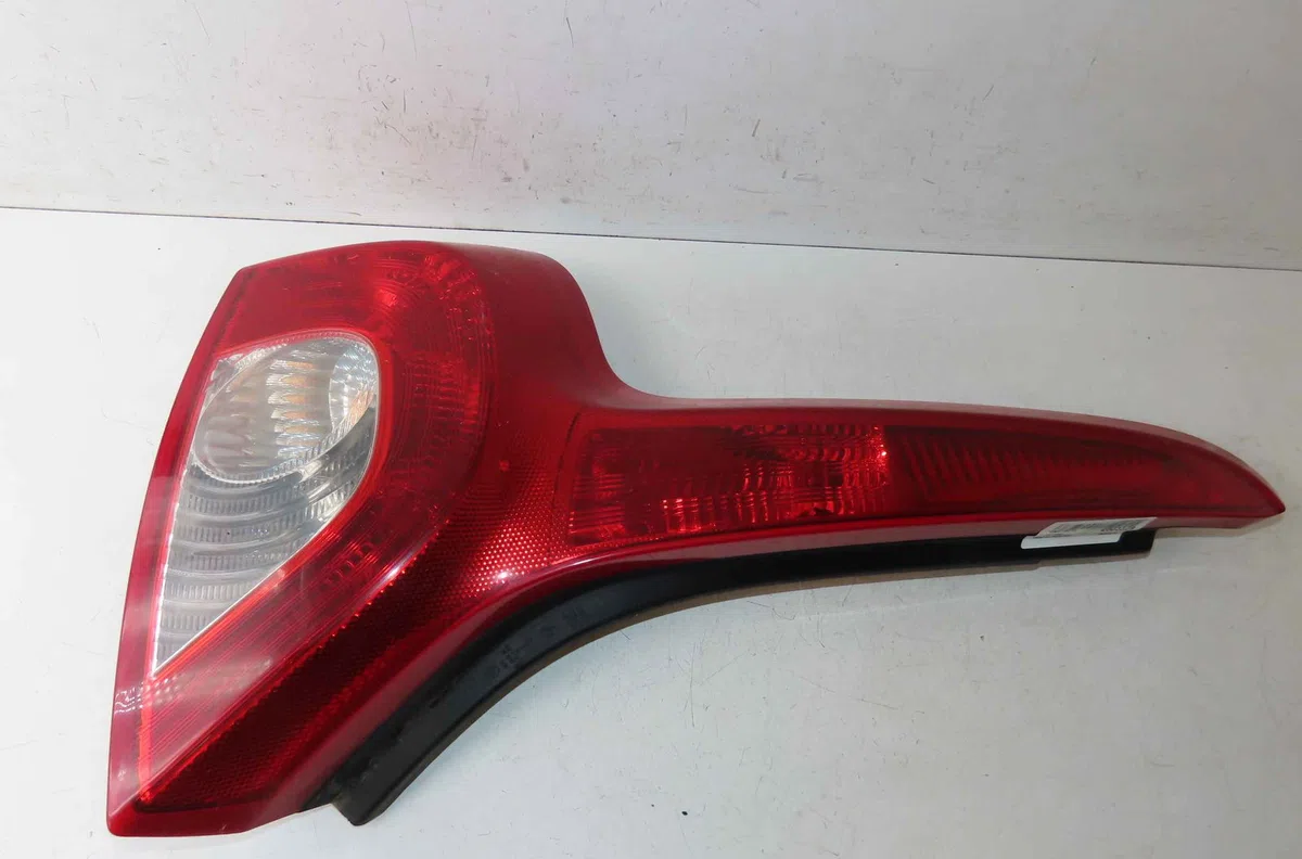 Catadioptre arg VOLVO C30 occasion — photo 2