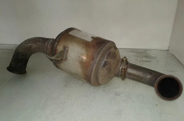 Catalyseur Citroën C4 I (LC_) 1.6 hdi (2004-2011) 5 portes occasion — photo 4