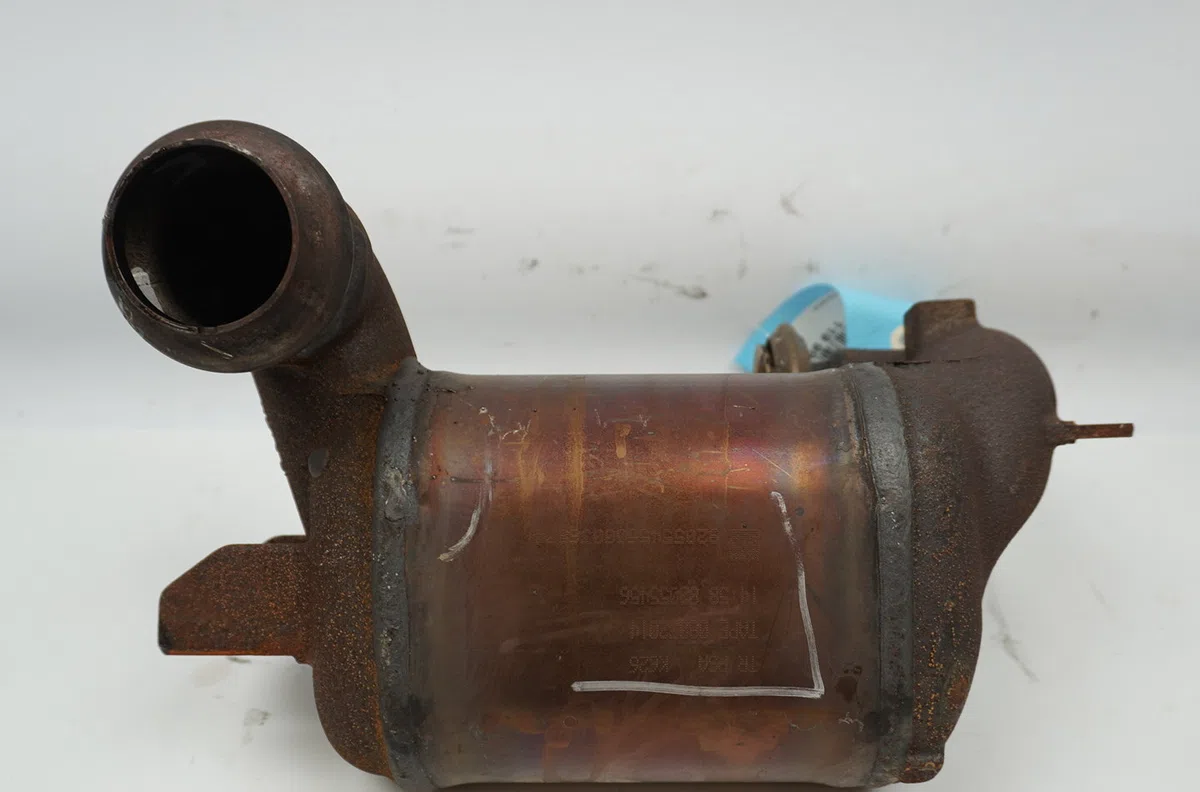 Catalyseur Citroën C5 III (RD_) 2.0 hdi 140 (2008) 4 portes occasion — photo 4