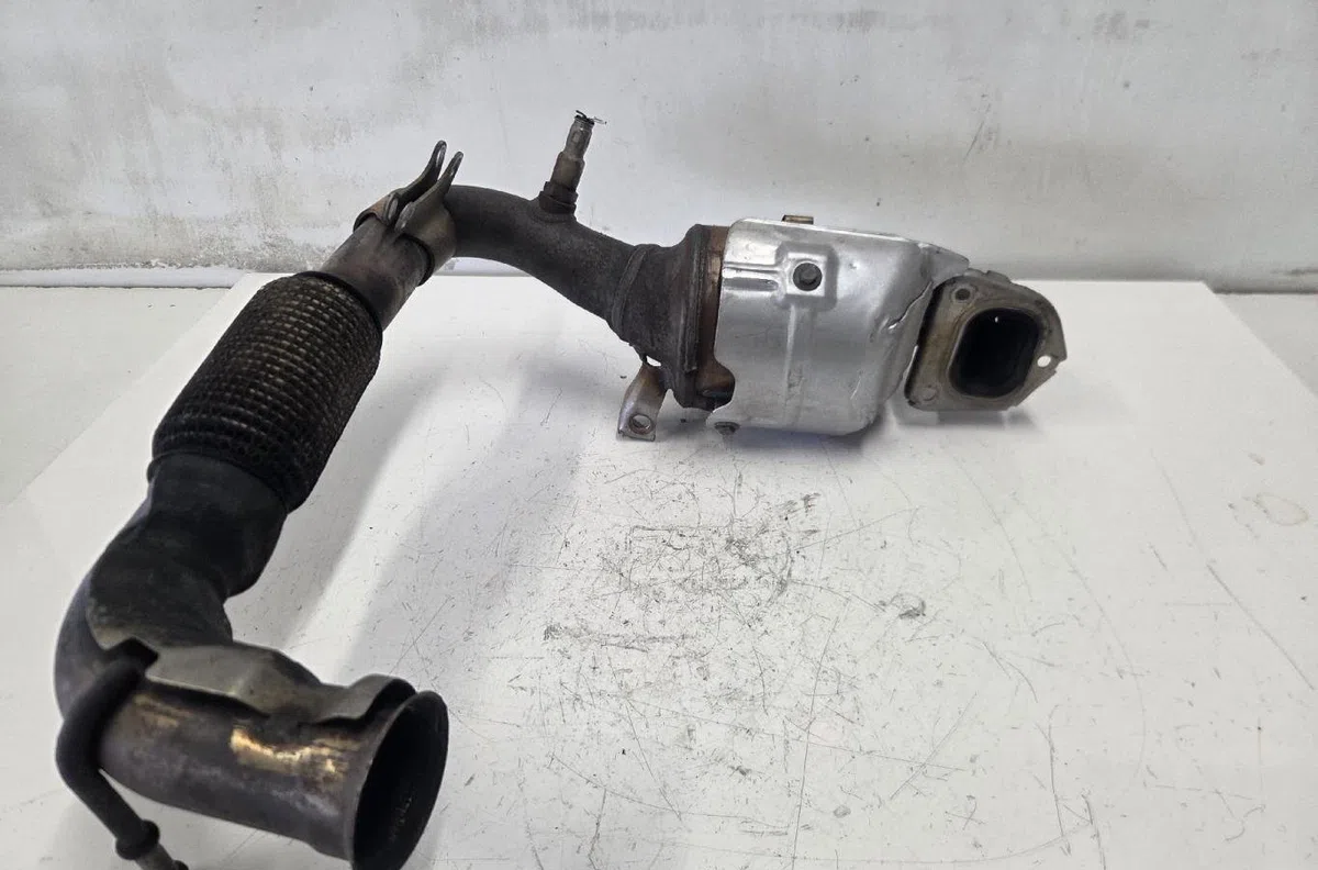 Catalyseur FORD FIESTA 7 PHASE 1 occasion — photo 2