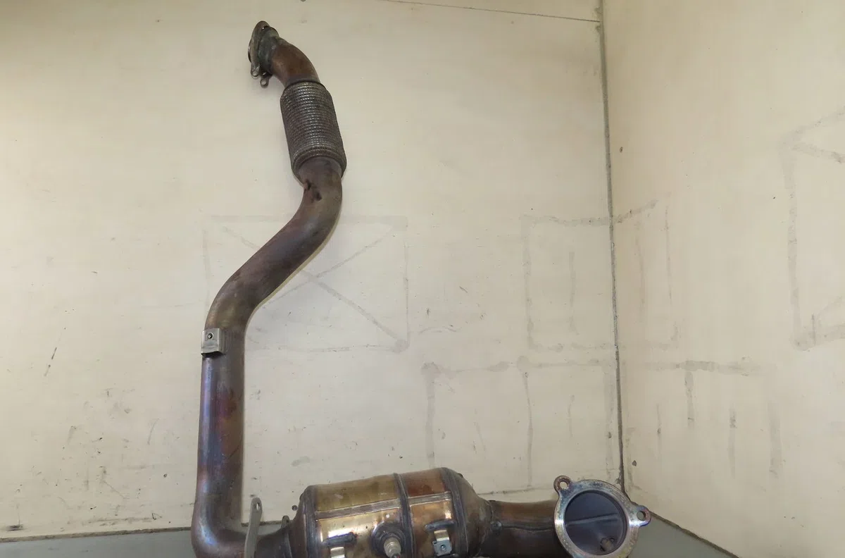Catalyseur Mercedes-benz CLASSE A (W176) A 160 (176.041) (2015-2018) occasion — photo 3