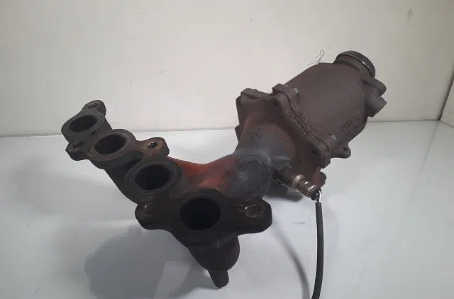 Catalyseur Nissan MICRA III (K12) 1.2 16v (2003-2010) occasion — photo 2