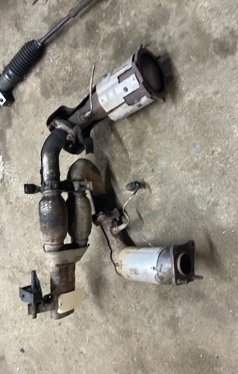 Catalyseur NISSAN MURANO 1 occasion — photo 2