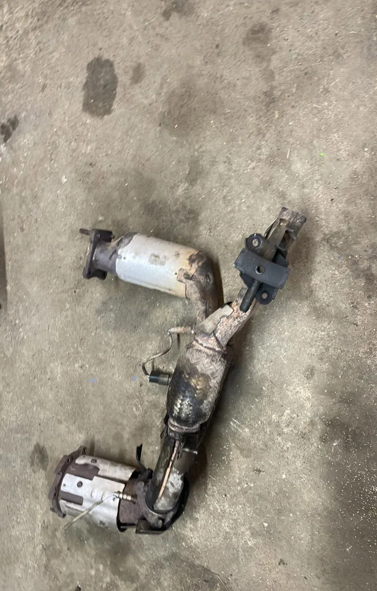 Catalyseur NISSAN MURANO 1 occasion — photo 4