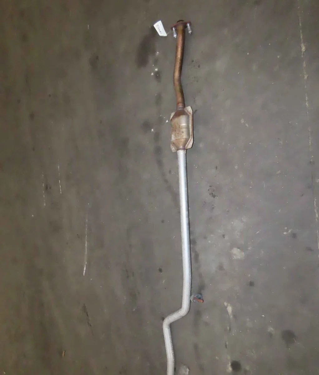 Catalyseur PEUGEOT 106 occasion — photo 2