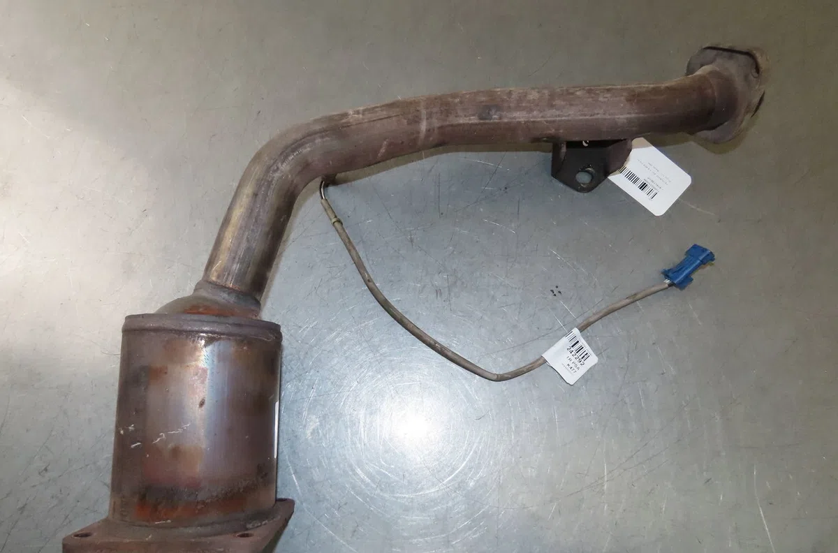 Catalyseur Peugeot 207-207 (WA_, WC_) 1.4 hdi (2006-2015) 5 portes occasion — photo 2