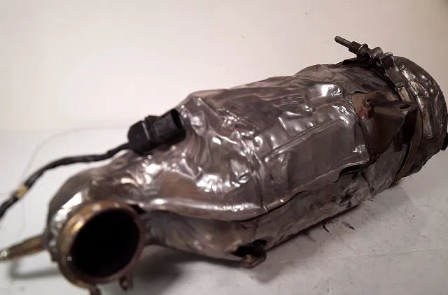 Catalyseur Peugeot 207-207 (WA_, WC_) 1.6 hdi (2006-2013) 5 portes occasion — photo 2