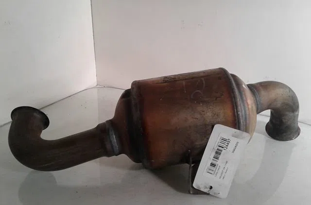 Catalyseur Peugeot 308 I (4A_, 4C_) 1.6 hdi (2007-2014) 5 portes occasion — photo 2