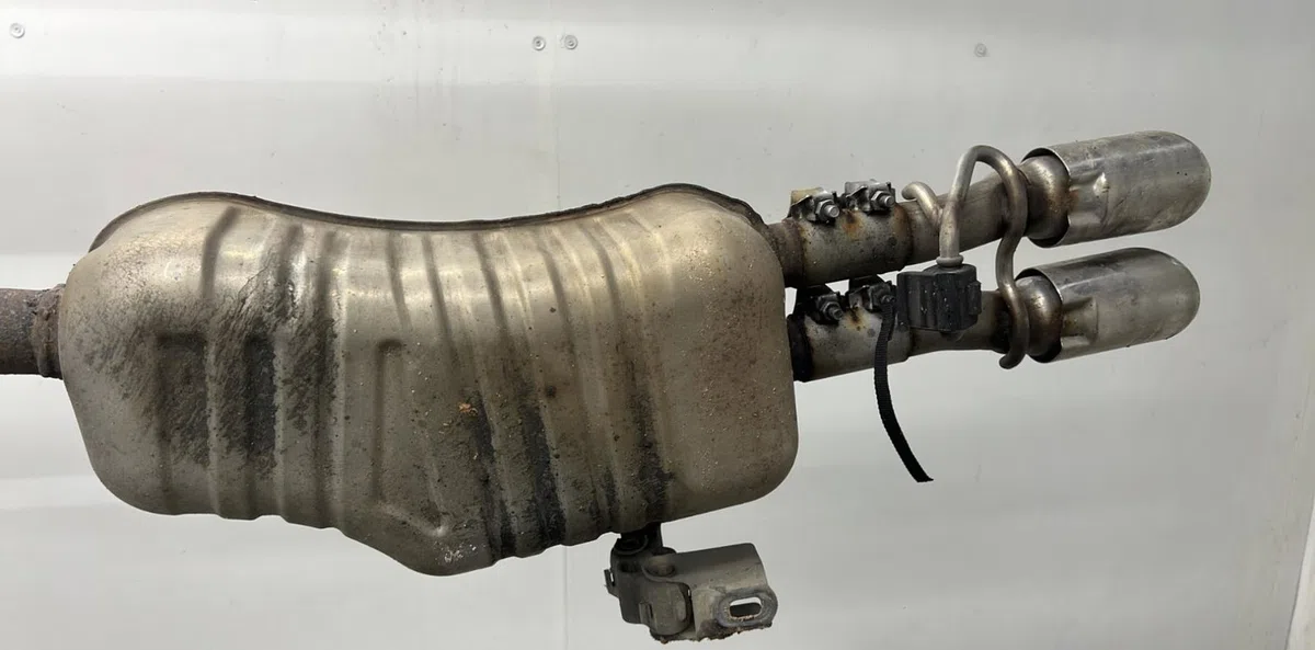 Catalyseur RENAULT CLIO 3 PHASE 2 occasion — photo 3