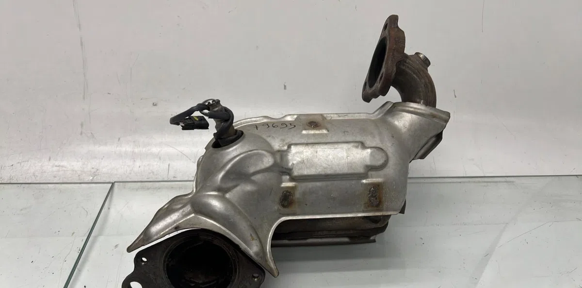 Catalyseur RENAULT CLIO 4 PHASE 1 occasion — photo 4