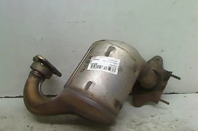 Catalyseur Renault GRAND SCÉNIC II (JM0-1_) 2.0 dci (jm1k) (2005-2008) occasion — photo 2