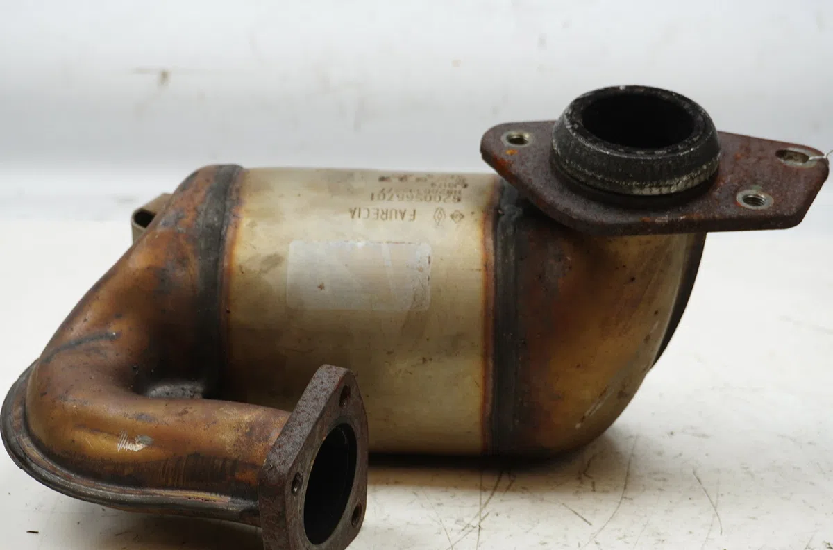 Catalyseur Renault LAGUNA III (BT0-1) 1.5 dci (bt00, bt0a, bt0t, bt1j) (2007-2015) 5 portes occasion — photo 3